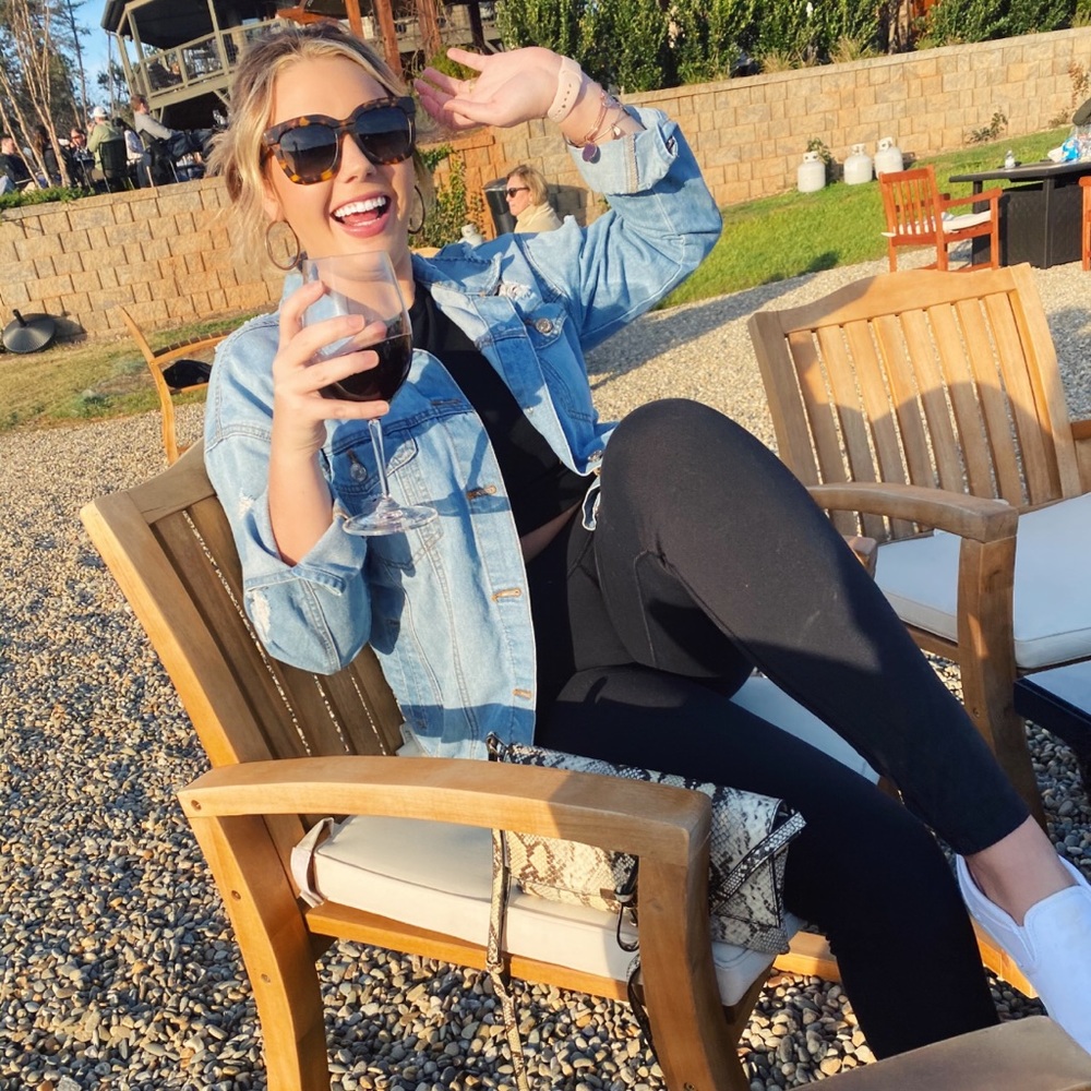 Meet your Posher, Hannah